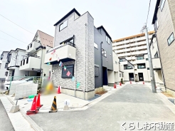 閑静な住宅地に立地しており、昼も夜も静かで穏やかな雰囲気♪
物件現地ご案内の際は、周辺のお店・施設などの周辺環境も合わせてご案内いたします！
◆0120-989-011◆